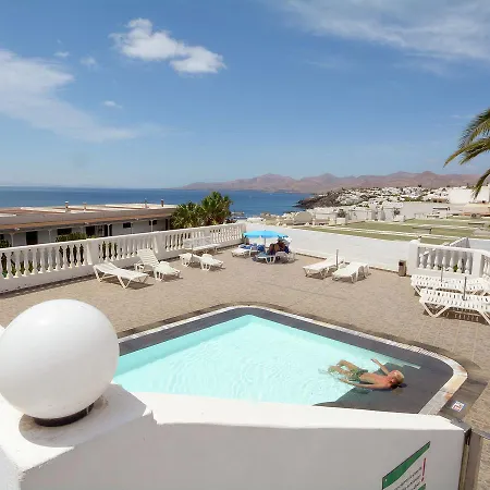 Cozy In Puerto Del Carmen With Swimming Pool Daire